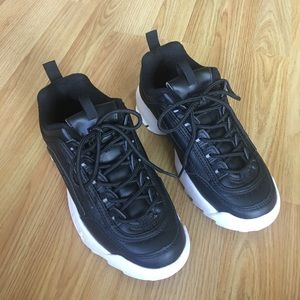 Fila Women’s Disruptor Sneaker Black w/ White Sole